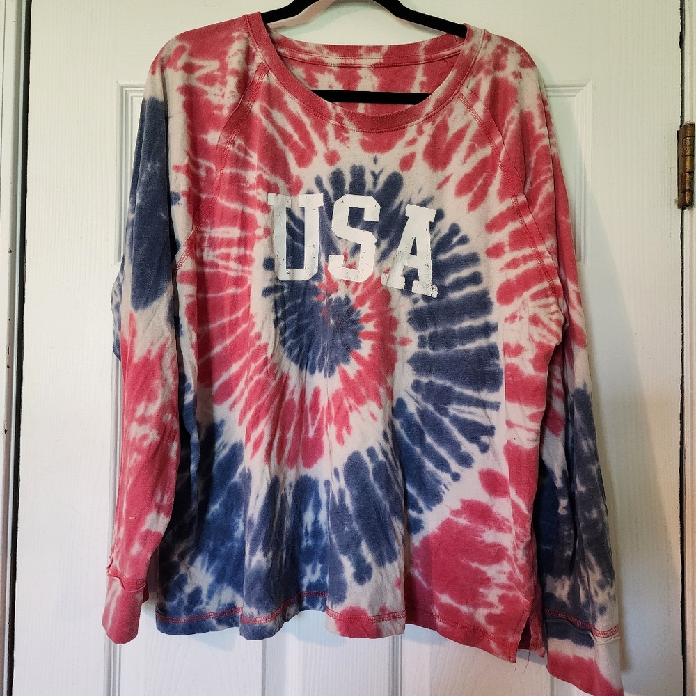 maurices Oversized Long Sleeve Tie Dye Tee Shirt Red White and Blue XL